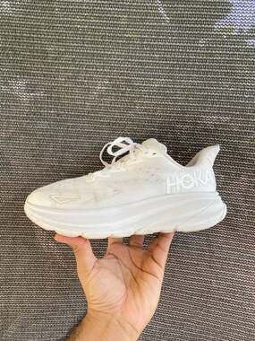 Hoka One One Women's Clifton 9 Running Shoes White/White 8B